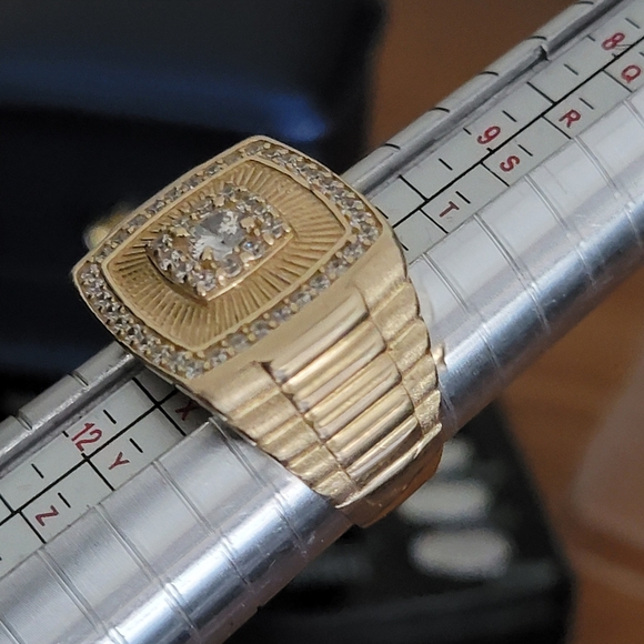 PRECIOUS RING - SOLID 14K GOLD - Picture 7 of 8